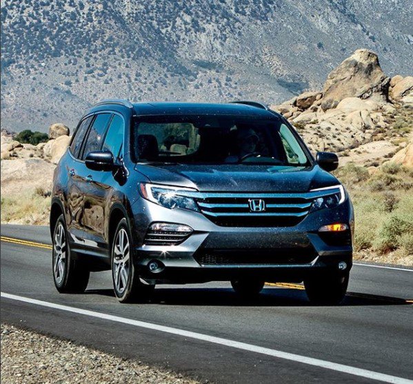 HendrickEasley's tweet image. Enjoy the open road in style with the sleek and spacious Honda Pilot.