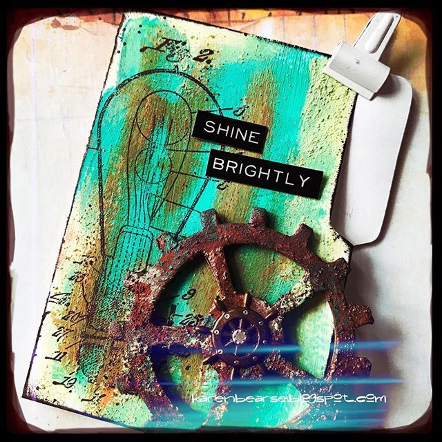 BearseKaren's tweet photo. 8/100 playing with Rust prep for class- colors are accurate. #sizzix #the100dayproject #100daysofkarenspassportpages #rangerink #timholtz #miniartjournal #artjournal #grungy #inkygoodness #stampersanonymous https://t.co/lPXDMKEzwZ https://t.co/tMh3AryPZi