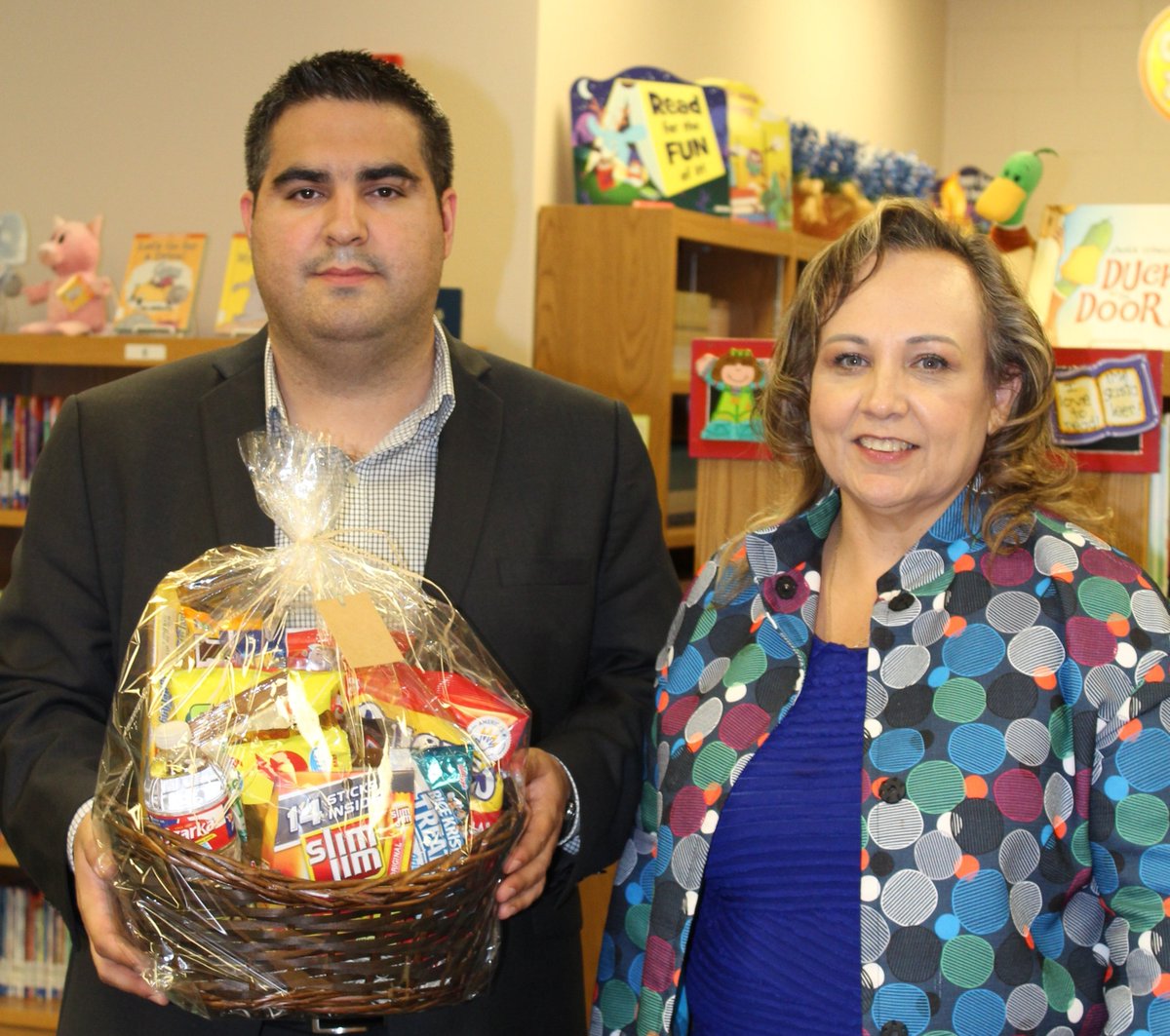 Rio Grande City Cisd La Union Elementary Took Time To Recognize And Honor Their Amazing Assistant Principal Mr Sabas Chapa Jr During National Assistant Principal Week On April 11 18 Rio Grande City Cisd La Union Elementary Took Time To Recognize And Honor Their Amazing Assistant Principal Mr Sabas Chapa Jr During National Assistant Principal Week On April 11 18