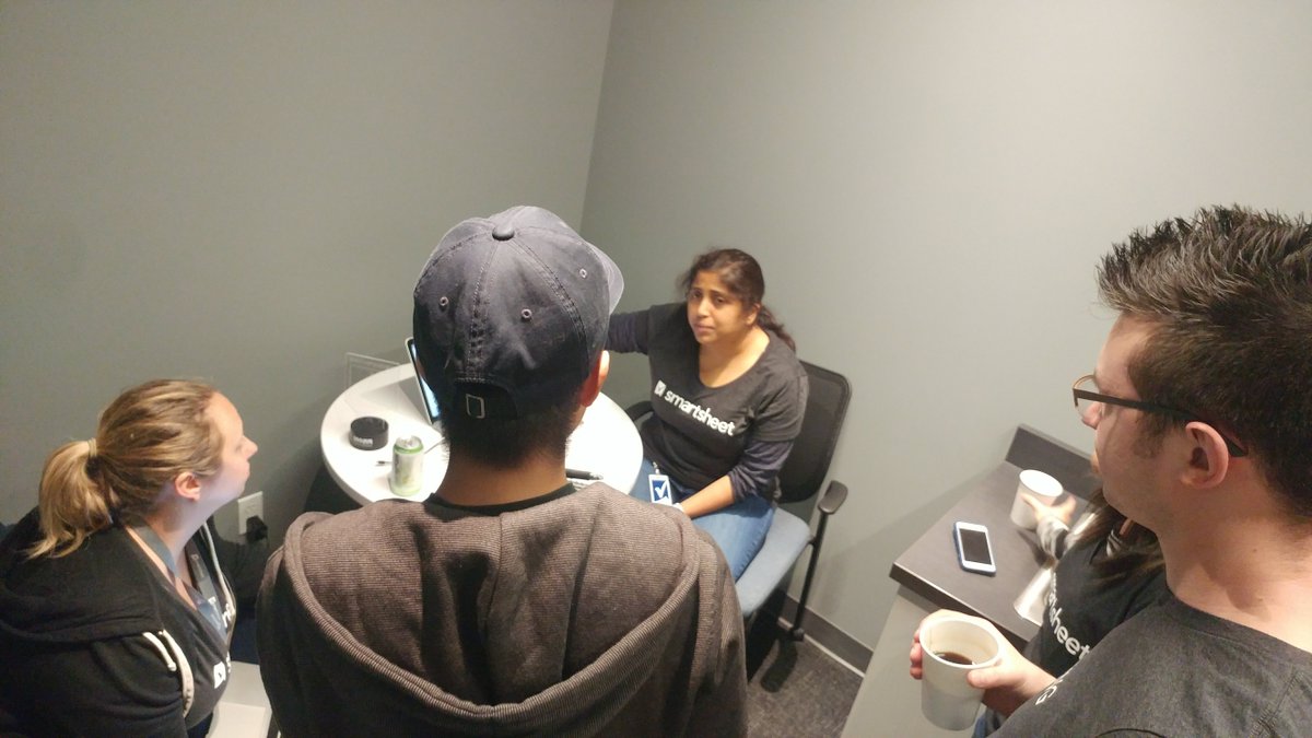 SmartsheetDev's tweet photo. Groups for #HackTheSheet finding any place they can to gather and work! https://t.co/a1XBC31IRP