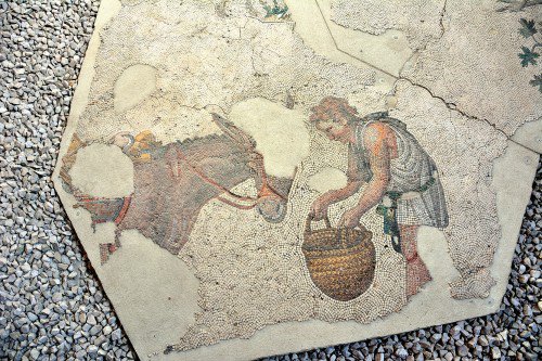 Byzantine Empire Daily Life : A Look at the Byzantine Empire Lifestyle dlvr.it/QPrD8s