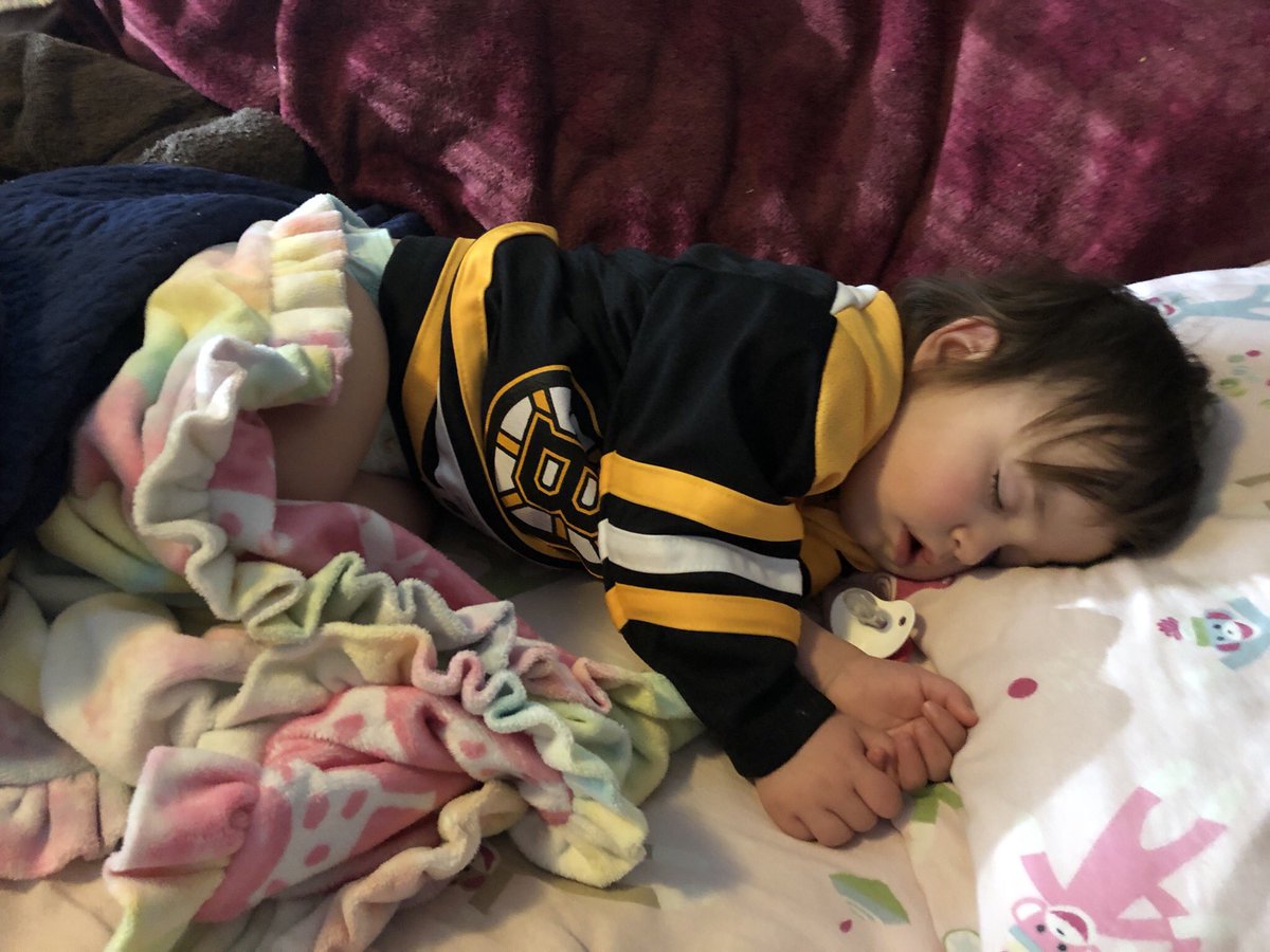 knox1923's tweet photo. When she won’t let you take her #Bruins jersey off at bedtime!!! She slept in her @pabergeronpc jersey all night! #diehard #bsfan #bostonbruins #bruinshockey #playoffhockey @NHLBruins @BruinsLife #borntoskate https://t.co/wos1p51mMS