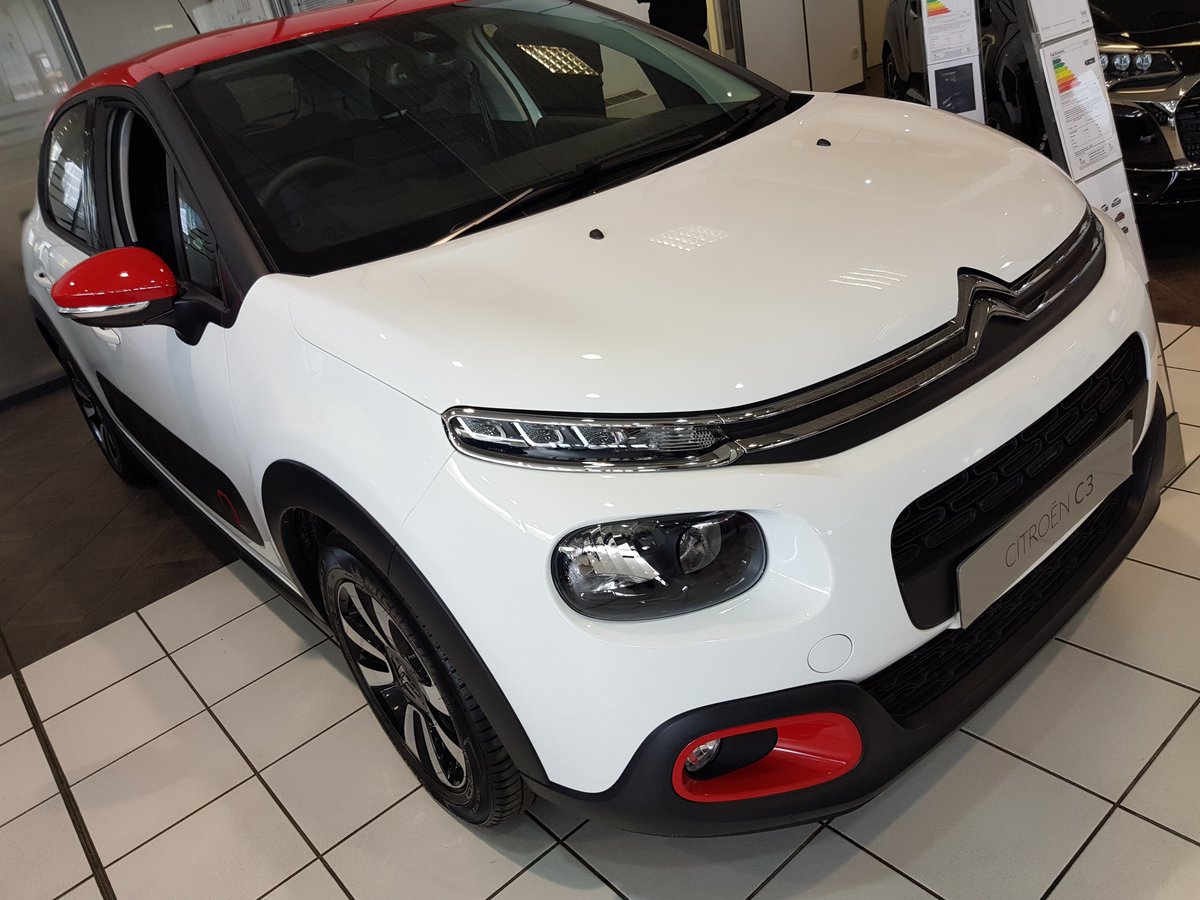 Robins and Day London West (and_robins) Twitter