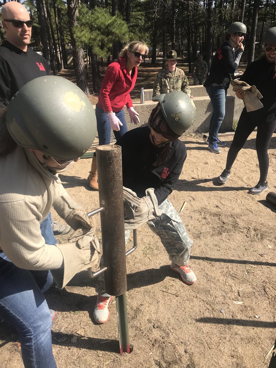 twalk008's tweet photo. Annual Engineer Spouses day,Spouses learning what Engineers  do #EngineerSpousesday https://t.co/FHfApM8hyv