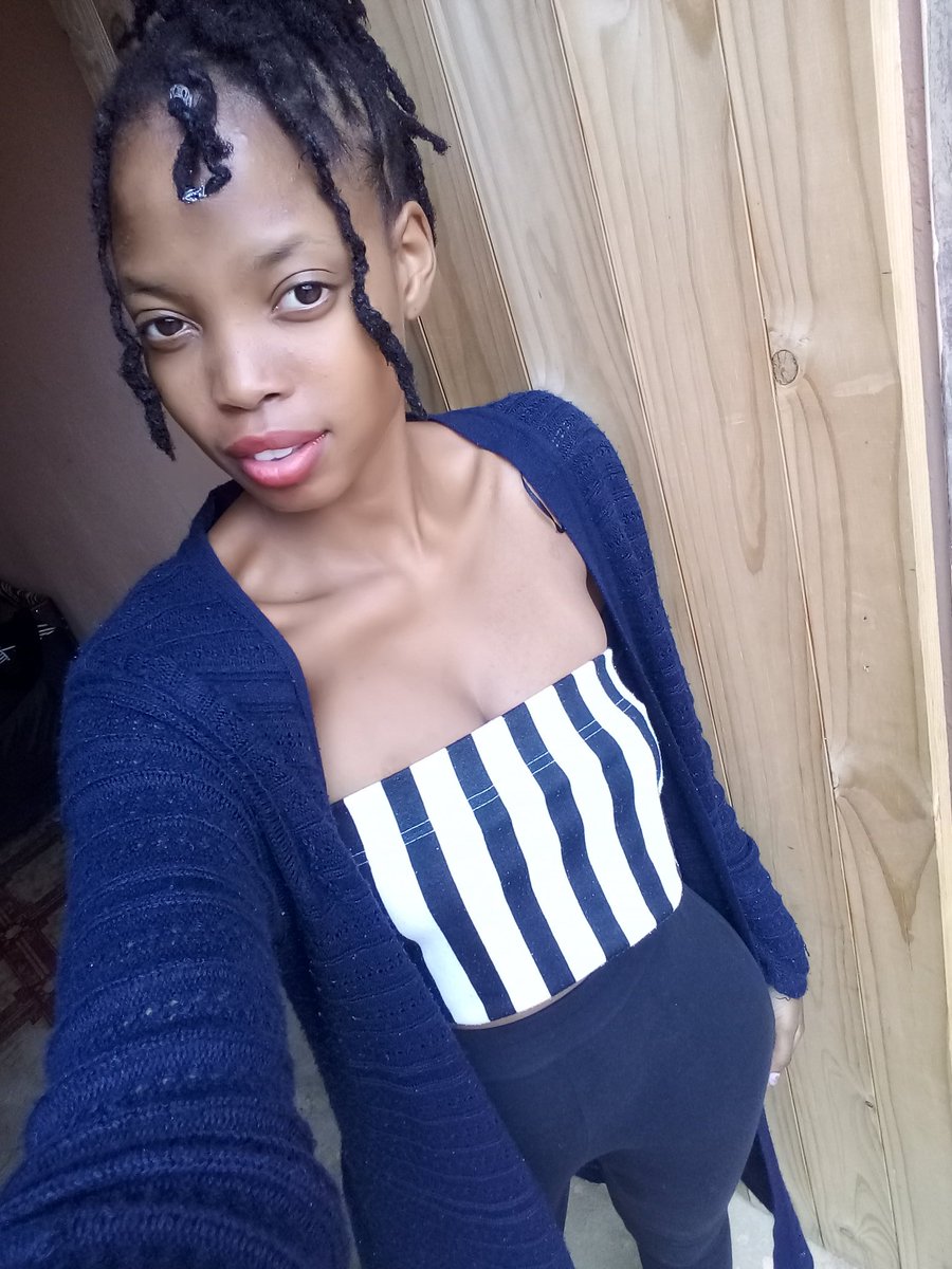 Loko93098530's tweet photo. #ILikeThatNaturalLook https://t.co/0K4np12Dln