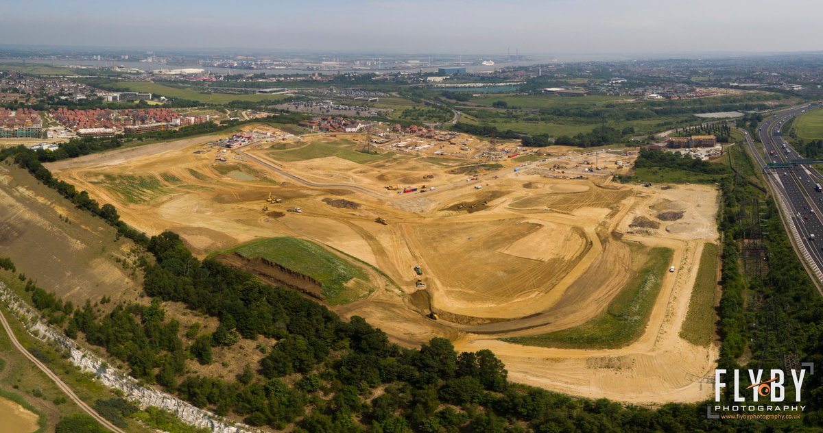 FlybyKent's tweet image. Volumetric survey and site progress photography at Ebbsfleet, these images show the development of the site over the last 10 months. To discus your construction needs, please contact the team at office@flybyphotography.co.uk

#aerialsurvey #construction #uavoperator #flybykent