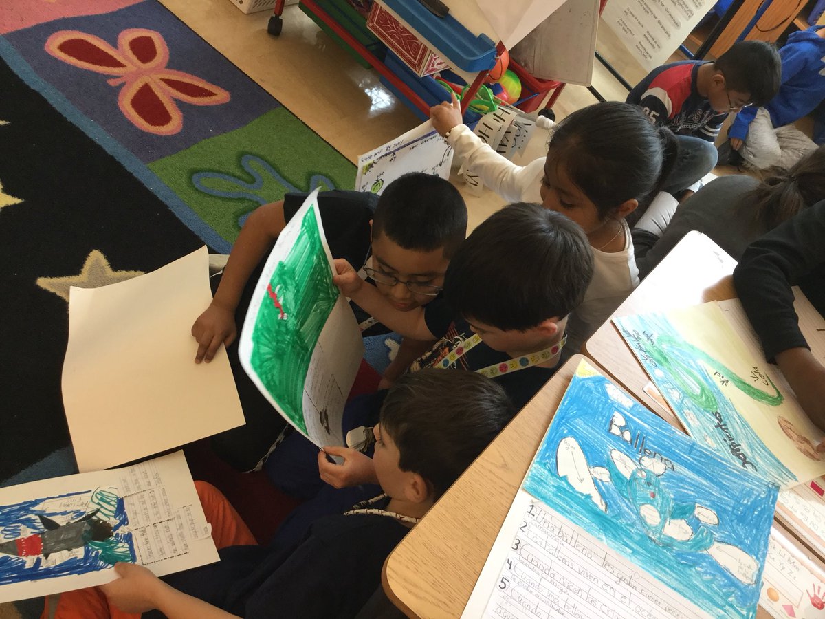 Second graders sharing in English and in Spanish all about their research on different animals.  Estudiantes compartiendo sobre diferente animales en dos idiomas!
#2languagesarebetterthanone #duallanguage #dosidiomas #WPProud #PostRoadRocks