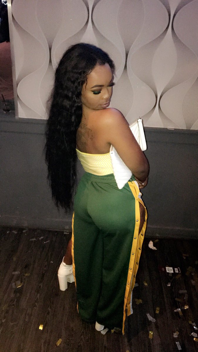 HeyMissKitty's tweet photo. Exclusive X Boojie 😻 https://t.co/bdWBd3Fwha