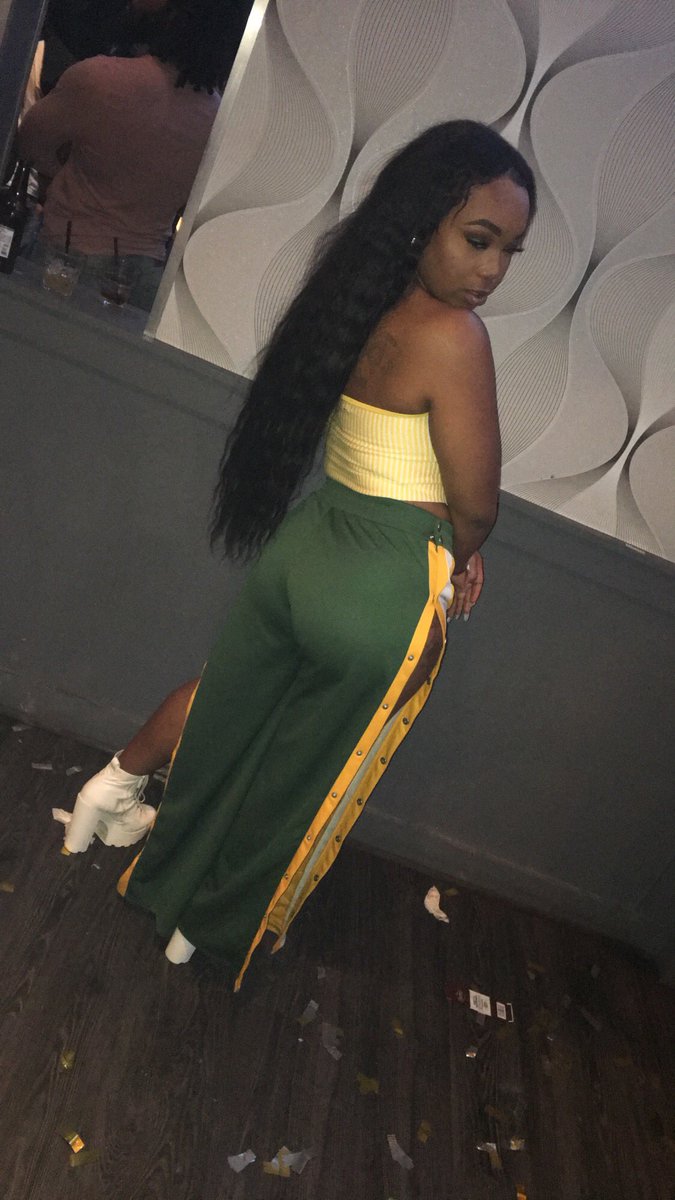 HeyMissKitty's tweet photo. Exclusive X Boojie 😻 https://t.co/bdWBd3Fwha