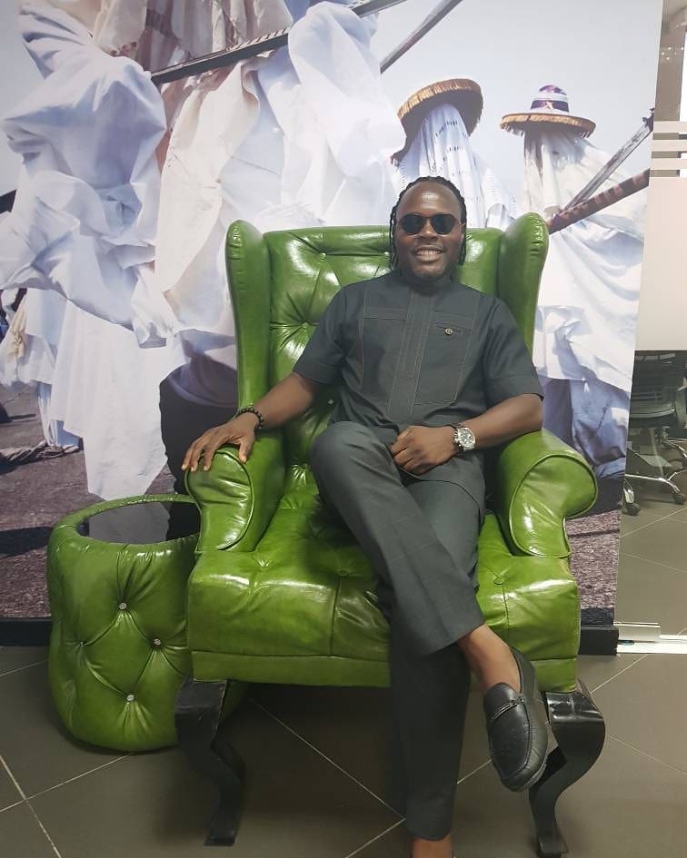 DStvNg's tweet photo. The Prince of Monaco 🇲🇨 @V_Ikpeba on the #BBHOHChair. Are you ready for the Finale on Sunday? #BBNaija #DoubleWahala https://t.co/aRxFAuWgCu