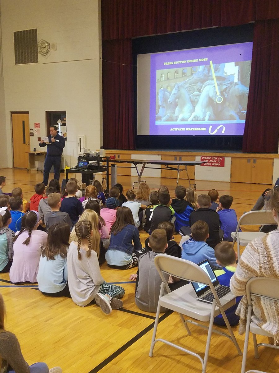 MillCreekReads's tweet photo. A wonderful author visit from Russell Ginns this morning.  We enjoyed your theme song and riddles! 
#geneva304
#andersonsbookshop https://t.co/9AfJ8oPUzP