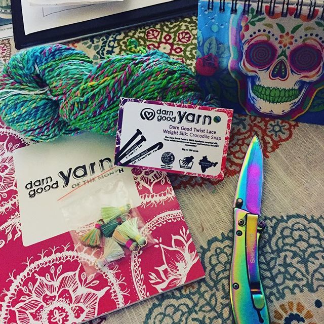 AllCosmic's tweet photo. This months #darngoodyarn shipment 📦 #theygetme and I have a project for @perfectly.imperfectrlk which I also intuitively picked out another fiber for yesterday. 💚💜#lifeisbeautiful #synchronicity https://t.co/QGiDugMq7x https://t.co/sgcSS7OEqg