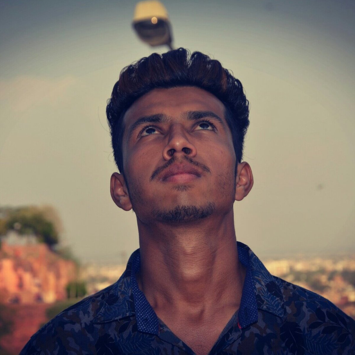 modhimran75's tweet photo. #NewProfilePic https://t.co/HPlzR64LAc