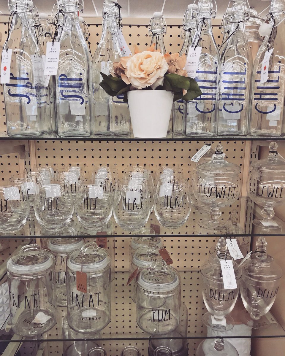 All the glass @RaeDunnClay is 50% off this week at @hobbylobby. 💕 grab some new favorites today! •
•
#hobbylobbylife #hobbylobby #hobbylobbyfinds #hobbylobbystyle #hobbylobbyfarmhouse #raedunn #raedunnfinds #raedunnobsessed #raedunncollection