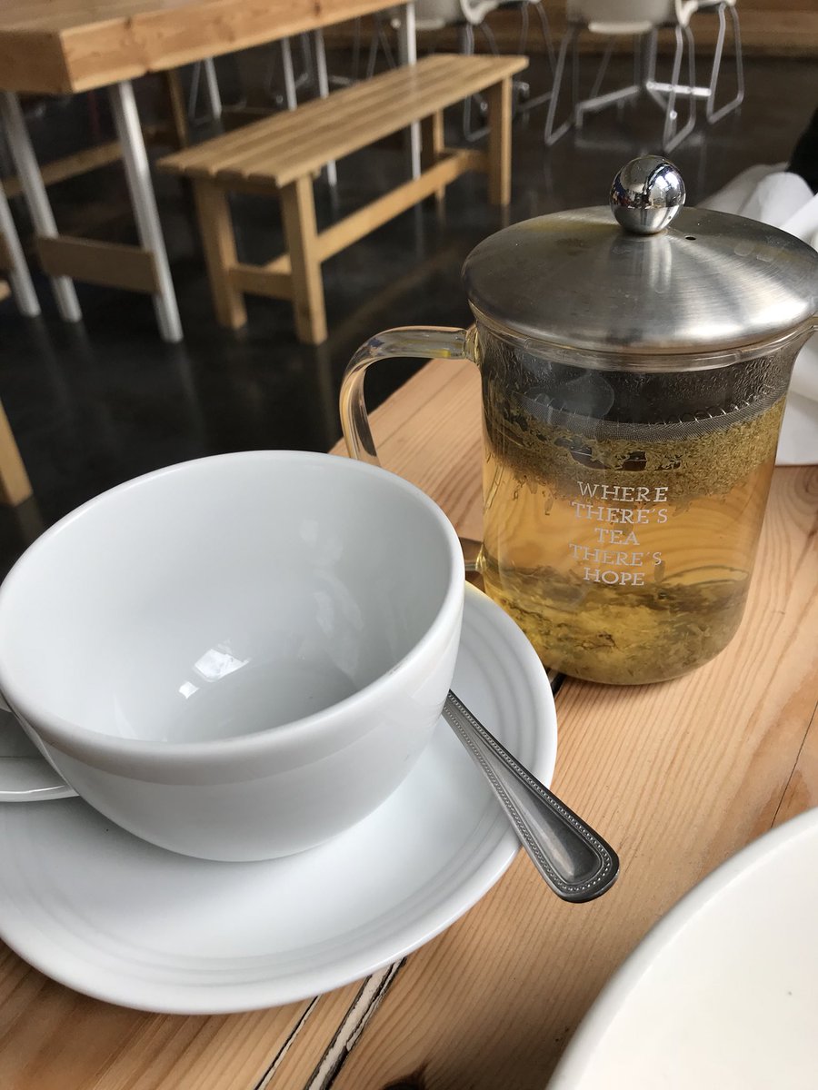 CalBReflexology's tweet photo. Time out for the relaxing calming medicinal benefits of pure leaf camomile tea @thegarden_byleaf #relaxation #teatime #camomile #pureleaftea #timeout #metime #wellness #unwind #wellbeing #naturalhealth #naturalhealing #reflexology #reflexologist #liverpoolreflexology https://t.co/R3fyQmsDen