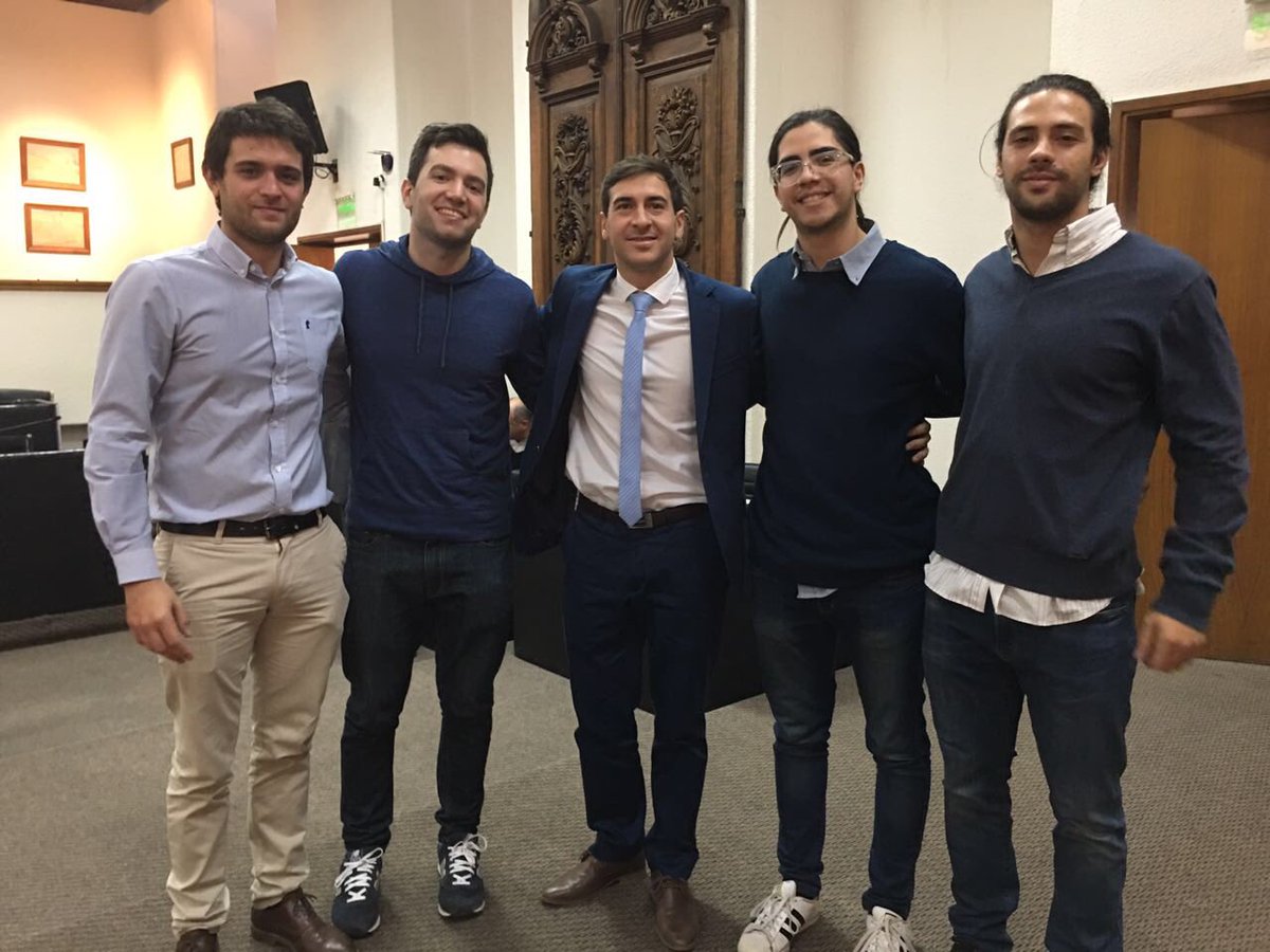 rodoabenitez's tweet photo. Hoy termina una etapa llena de proyectos, trabajo en equipo y muchos sueños compartidos. Sólo me queda agradecer a todos los que aportaron de alguna manera a estas ganas de trabajar por una Ciudad mejor
¡Gracias por acompañarme! https://t.co/sK9FSyHxtd