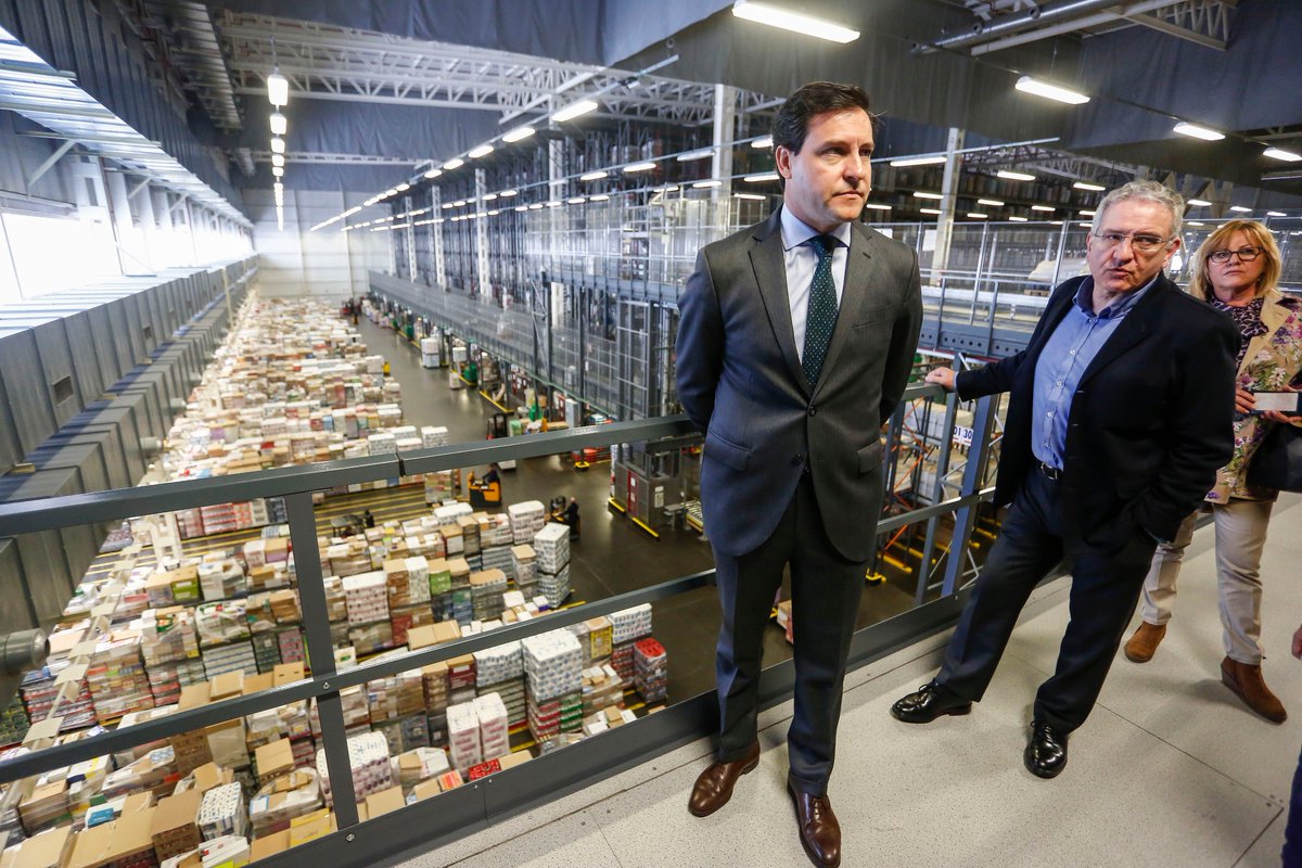PPopularCyL's tweet photo. ��� @raulhoz destaca el potencial del sector agroalimentario de #CastillayLeón para crear empleo y fijar población medio rural. https://t.co/bih1o39Kpe https://t.co/eHHChejLmm