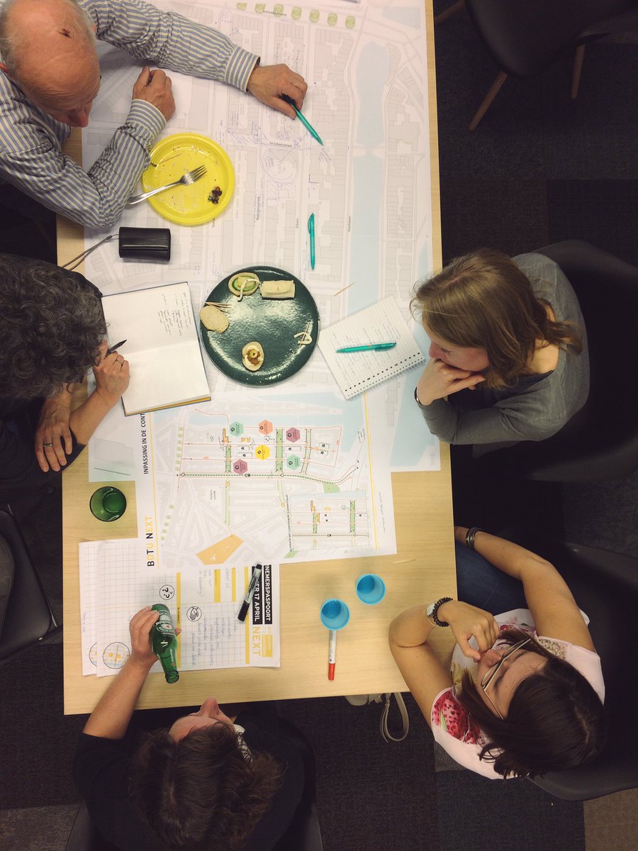 DHcooperatie's tweet image. We maken het in Makerdam! Open inloop voor bewoners én ambtenaren bij de pop-up studio Schans/Watergeus met borrel en lekkere lokale hapjes. #stadslab