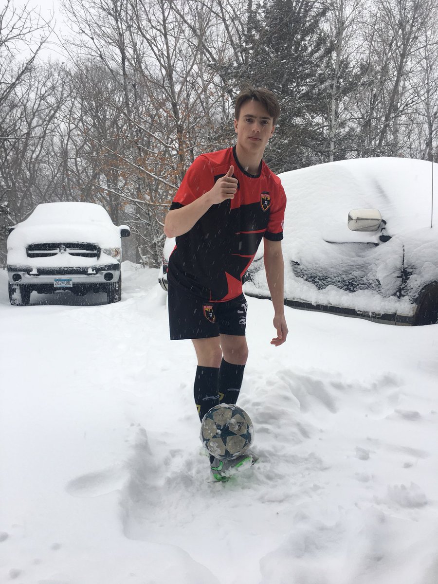 Podiumwear's tweet photo. All dressed up and nowhere to play! @blackhawksoccer players are making the best of it in this crazy Minnesota “spring” weather.
#minnesnowta #springtime #madeinmn #wegetit #customsoccer #podiumwear #makingcustomeasy https://t.co/kaFwk00yTn