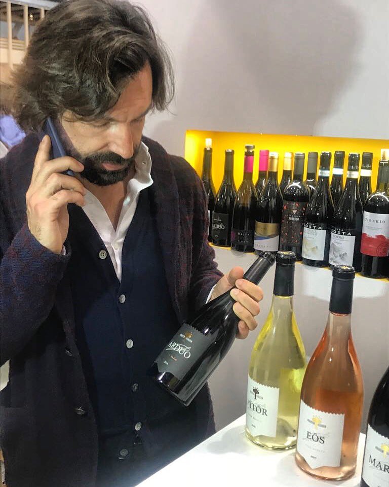Pirlo_official's tweet photo. Improve your business 🍾🍷#PratumColler #WindTreBusiness #advertising https://t.co/pr3WpRzM9a