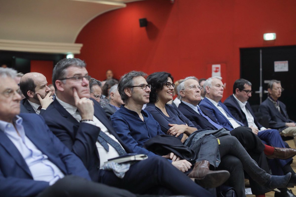 MyriamElKhomri's tweet photo. Débat riche et intéressant sur l'avenir du syndicalisme au #ColloqueDialogueSocial organisé par  @j_jaures et @LS_Formation avec @CfdtBerger @UNSA_officiel et @SyndicatCFTC https://t.co/tM1GPpZRN6