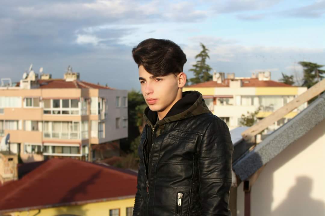 كيفكم شباب مين بتسلا معي اليوم
يجي خاص