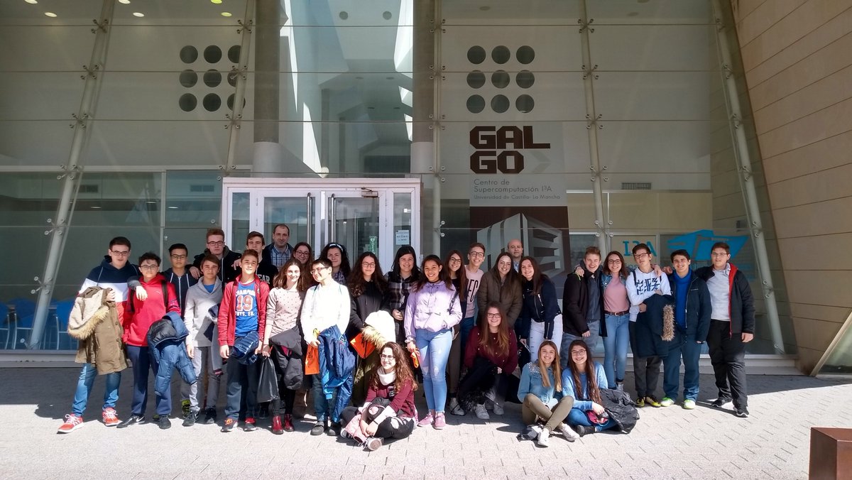 rafaelcasadog's tweet photo. Esta semana hemos recibido la visita del IES Jorge Manrique @IESJorgeManriqu de Motilla del Palancar en el Instituto de Investigación en Informática @I3aUclm y la Escuela Superior de Ingeniería Informática @esiiab de #Albacete @uclm_es https://t.co/RhYnrnxOW5