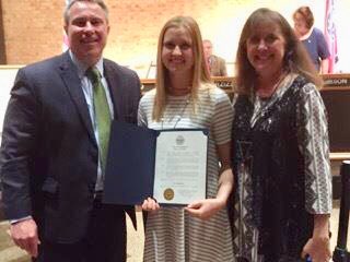 ecs_eagles's tweet photo. #Germantown Mayor Mike Palazzolo declared April 9, 2018 as EMMA JOHNSON DAY in recognition of her receiving The Prudential Spirit of Community Scholarship Award (among multiple other awards she has earned)! Congrats to Emma! What a huge honor! #ecsservice #ecsachievements https://t.co/swo8L3Wj4G