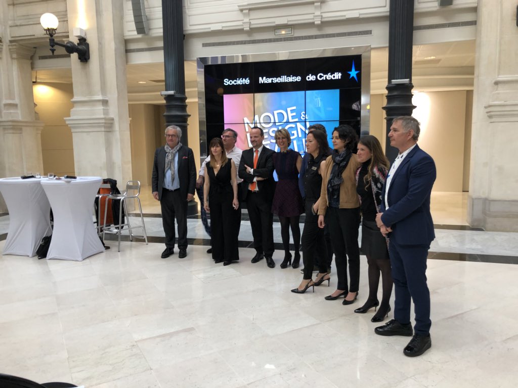 WeilLaurent's tweet photo. Quand les commerçants font bouger les cœurs de nos villes. Les commerçants de #Marseille sont à l’initiative, se regroupent, inventent, créent des nouvelles solidarités entre eux comme avec leurs clients et les habitants. Point Presse #AssociationCommercesPositifs des élus #FC13 https://t.co/Lg9JTUHMLl