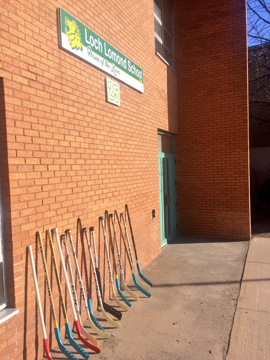 LochLomondNB's tweet photo. #PutYourSticksOut #HumboldtStrong #PrayersForHumboldt #HumboldtBroncos https://t.co/XOKoV64VoN