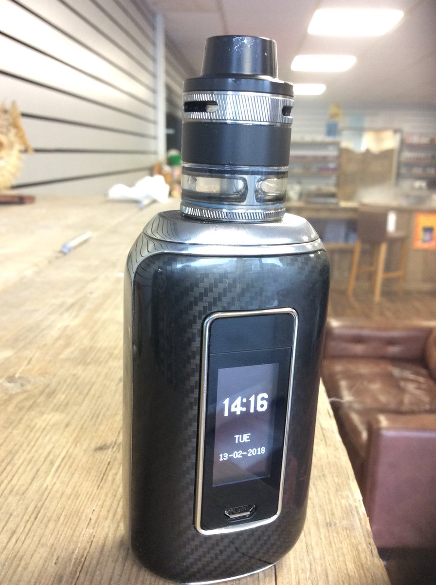 ElliottVapes's tweet photo. These Skystar starter kits are still available at Elliott Vapes, and as popular as ever and going like hot cakes, easy to use, great looking and inexpensive, stop by and check em out! https://t.co/IrrgoW0I29