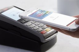 Tendance #paiement du jour 🔮
Le paiement #mobile séduira 2,1 milliards de personnes en 2019 hubs.ly/H0bBT5X0 by <a href="/Julietteraynal/">juliette raynal</a>