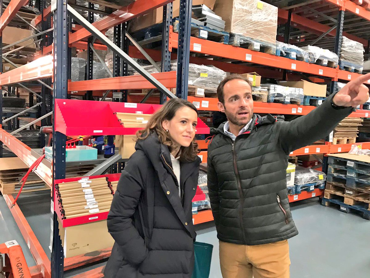 FdezParejo's tweet photo. El Presidente @ppextremadura JA.Monago visita #FORGEADOUR en #VillafrancadelosBarros #RutaSocial #SectorAsector https://t.co/qREffzrUrN