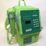これで女の価値が爆上がり!？実寸大公衆電話型バッグ「こうきゅうでんわ」がヤバイｗ