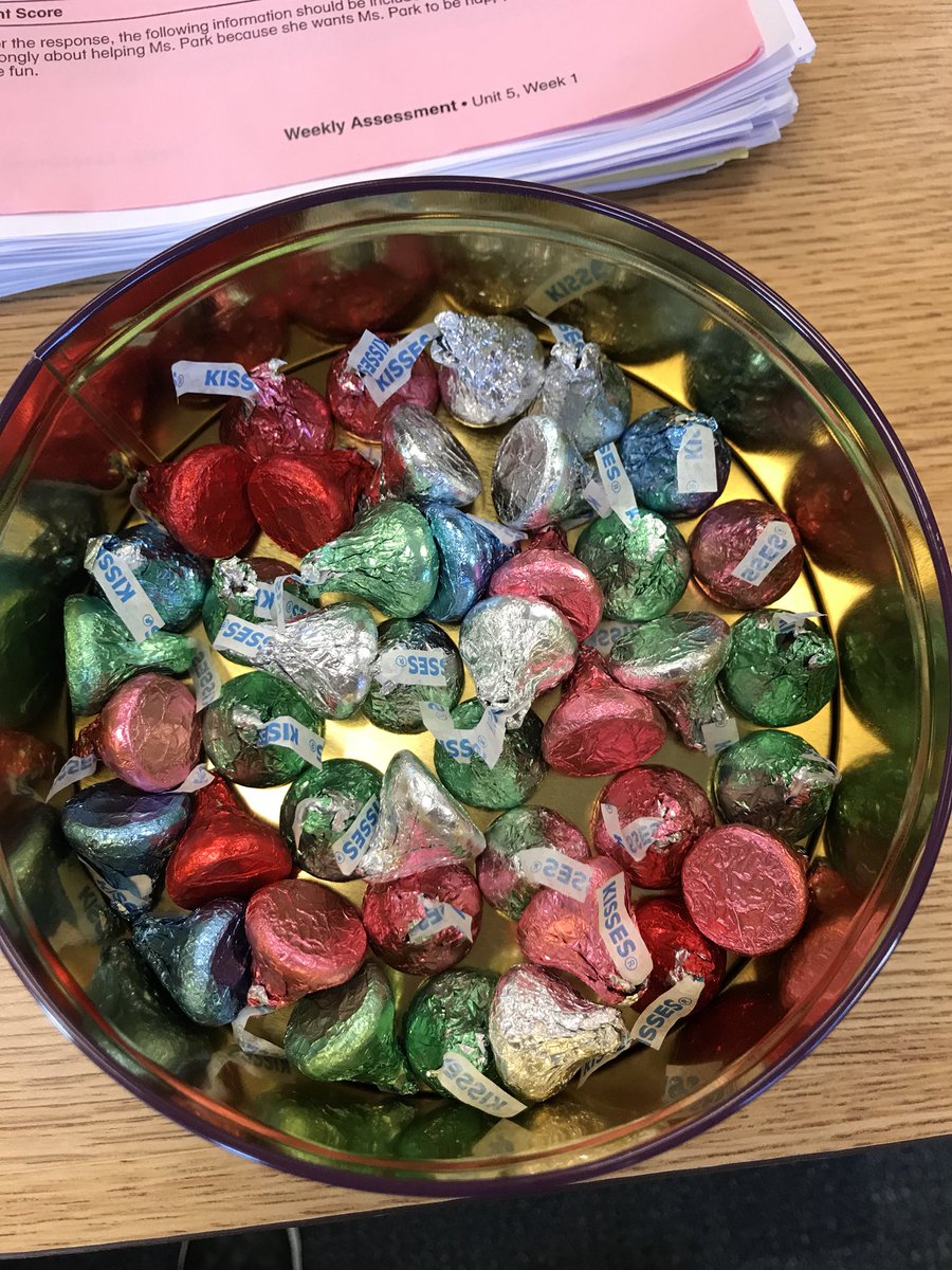 We wrote encouraging notes &amp; left sweet treats for our 4th grade learning buddies before they begin Day 1 of PSSA testing! <a href="/GoMounts/">Ephrata Area SD</a> <a href="/Mr_Esbenshade/">Highland Elementary</a>