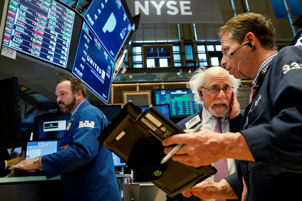 Reuters's tweet photo. U.S. stock futures rise as Xi cools trade war fears https://t.co/UglIH8PBJb https://t.co/uYdBXVNyc3