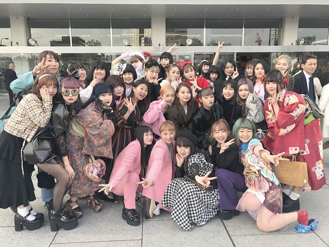 バンタンデザイン研究所 Vantan Design Institute 入学式snap 本日行われた バンタン グループ 東京校の入学式 新入生の皆様 ご列席の皆様ご入学おめでとうございます 全国から集まった 新入生のおしゃれスナップを少しだけご紹介 みなさんの夢 バンタンデザイン研究所 Vantan Design Institute 入学式snap 本日行われた バンタン グループ 東京校の入学式 新入生の皆様 ご列席の皆様ご入学おめでとうございます 全国から集まった 新入生のおしゃれスナップを少しだけご紹介 みなさんの夢