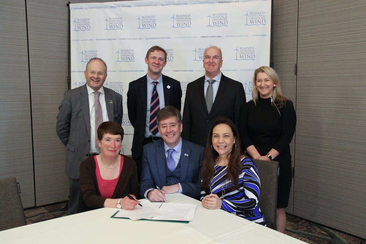 oceanticnetwork's tweet photo. We were so pleased to sign this MOU with @AREGtweet at the #2018IPF in a commitment to collaborate in the pursuit of #offshorewind development in the US and UK. Excited about the progress we will make together. @KeithBrownSNP @ScotRenew @atkinsglobal @JFMarineService https://t.co/5eNvEV523y