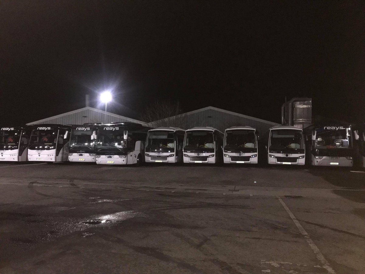Markymark_1975's tweet photo. Amazing to see loads more new additions to the fleet, lots of new 18 plates, never drove so much luxury @Natgreenhalgh17 #forwardsever #backwardsnever #freescreenwash https://t.co/Lah7CxwGeT