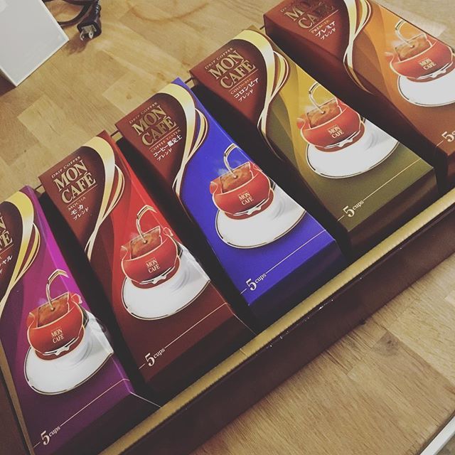 AdeFalohun's tweet photo. #coffee https://t.co/H2xTmr5kB8 https://t.co/D7DC6oZM99