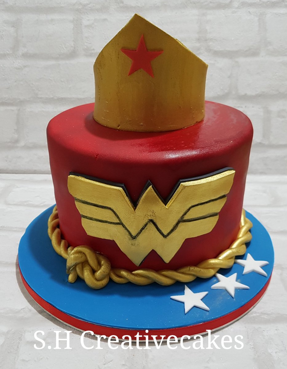 #Cakes #cake #Manchester #stockport #birthday #manchestercakes #WonderWoman