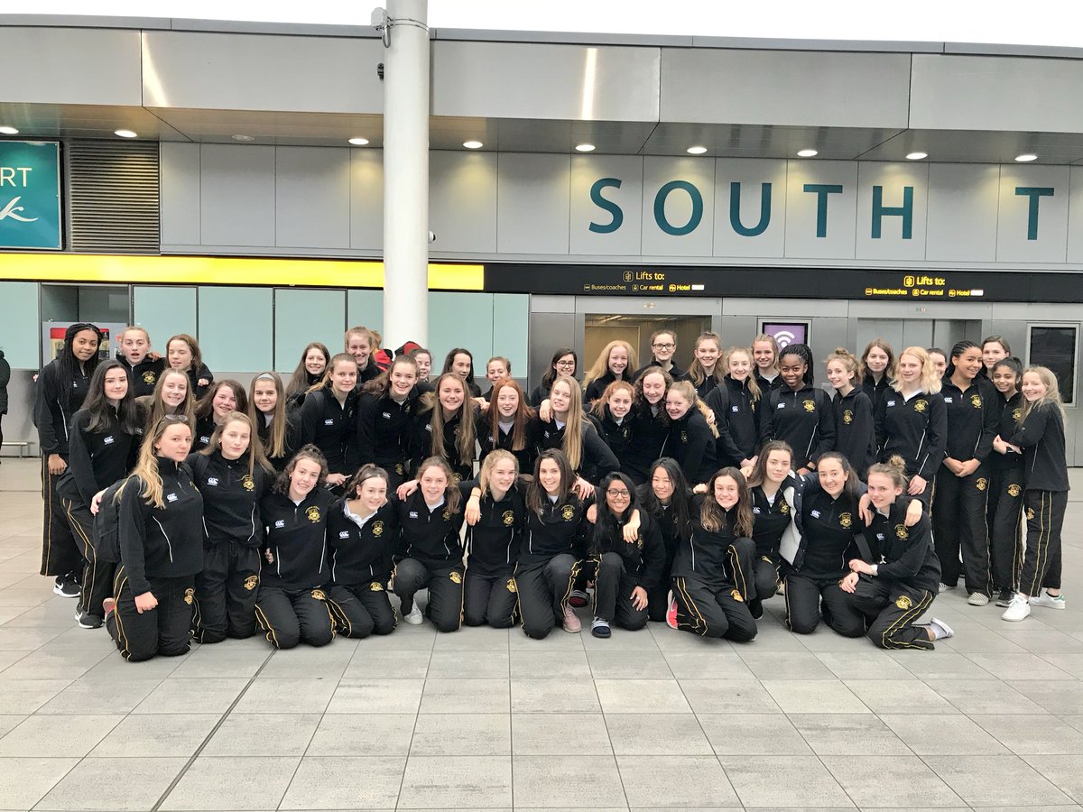 CaterhamSport's tweet image. And we are off! ✈️ ➡️ 🇺🇸 Next stop is ORLANDO 🌴☀️🎉!!!! So excited for the Netball &amp;amp; Lacrosse these next 10 days!! @SportaGroup #netcats #laxcats Follow here for updates over the tour!