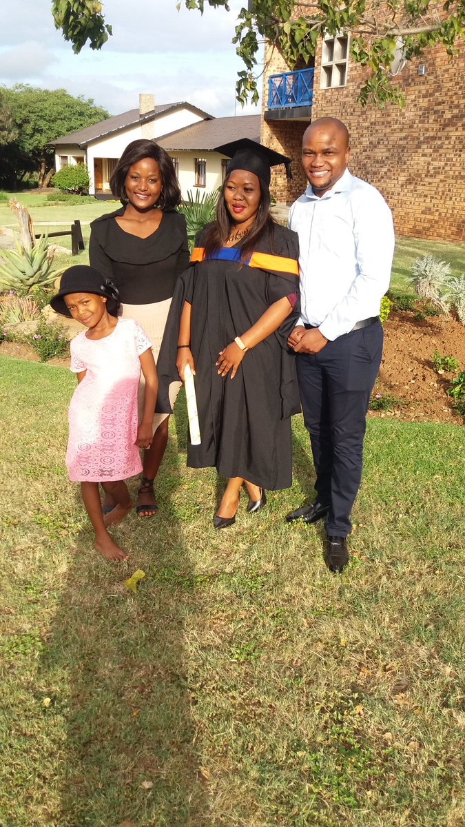 AnnaBest tweet media