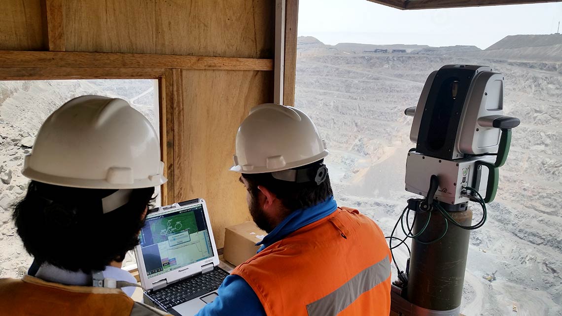 im_mining's tweet image. The first Maptek Sentry LIDAR monitoring system implemented in Peru is being used for managing geotechnical risk at the Shougang Hierro iron ore mine @maptek bit.ly/2GLiW3Y @SHPSAA #slopemonitoring #lidar #sentry #peru #ironore #futureofmining