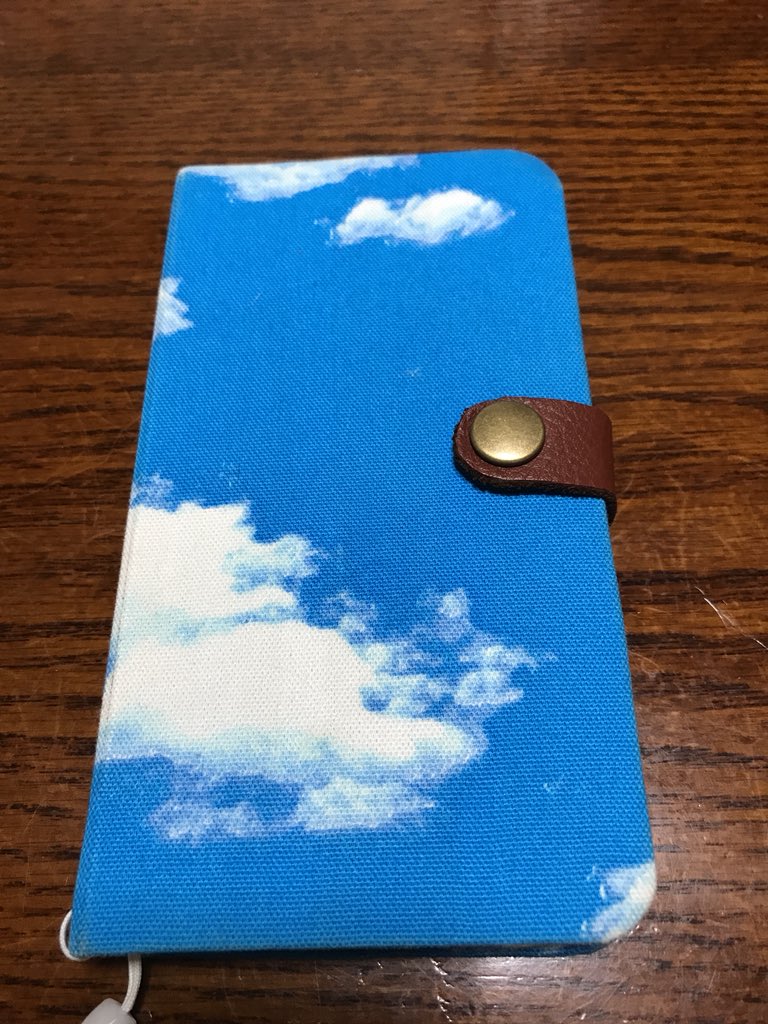 O Xrhsths みゅー Sto Twitter ありがとうございます Sousouの南天柄の生地を使ったファブリックパネルです 中身は断熱材のスタイロフォーム です