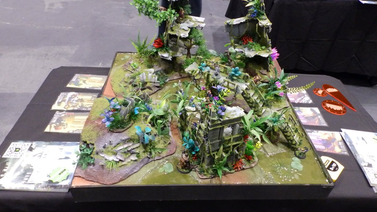 TheDrownedEarth's tweet photo. Demo tables now prepped for Salute 2018

#thedrownedearth #warmongers #terraintuesday #Salute2018 https://t.co/wT6ShVXMqO