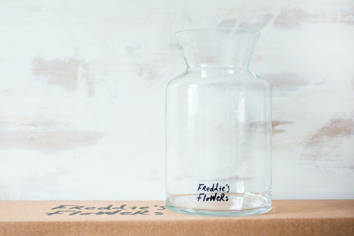 FreddiesFlowers's tweet photo. News flash! You asked and I listened. They are finally on their way. Stay tuned for more details on my fab vases. ๐๐๐ฝ
.
.
.
#freddiesflowers #vases #newsflash #freddiesfabvases #whoseexcited #freshflowers https://t.co/RkfLlxMd5l