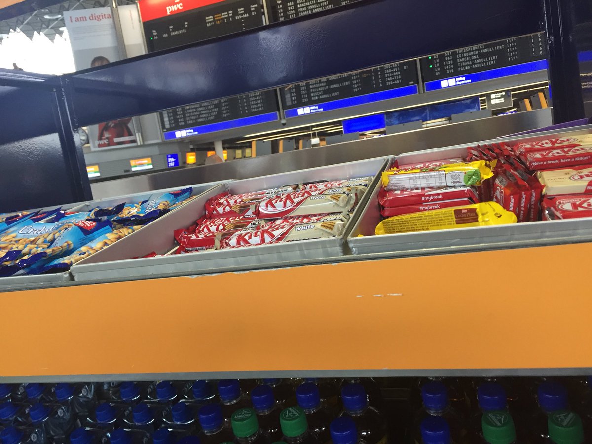 dominik lessmeister (@domless) on Twitter photo #Verdi-Streik am Flughafen Frankfurt heute. Immerhin gibt es Snacks für die gestrandeten Reisenden. Bisschen Nervennährung.... <a href="/ZDFheute/">ZDFheute</a> <a href="/morgenmagazin/">ZDF Morgenmagazin</a> <a href="/lufthansaNews/">Lufthansa News</a> #Verdi-Streik am Flughafen Frankfurt heute. Immerhin gibt es Snacks für die gestrandeten Reisenden. Bisschen Nervennährung.... <a href="/ZDFheute/">ZDFheute</a> <a href="/morgenmagazin/">ZDF Morgenmagazin</a> <a href="/lufthansaNews/">Lufthansa News</a>