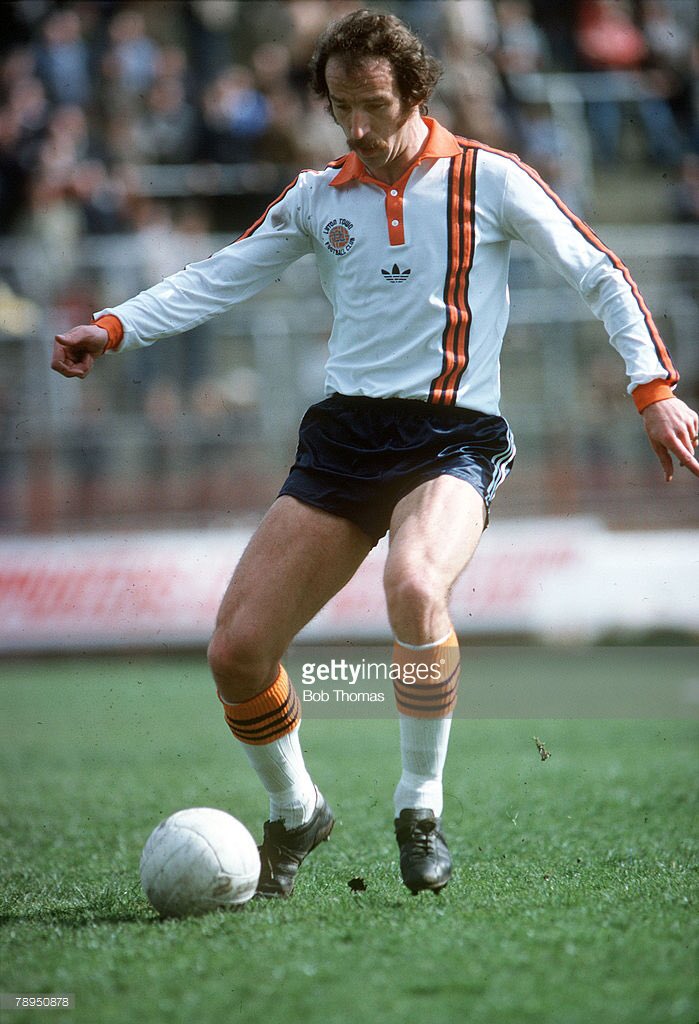 LutonTownExile's tweet photo. Happy 71st Birthday to Bob Hatton #whatakit https://t.co/rZxoAuLKmt