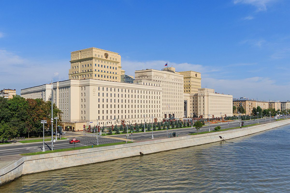 Парадоксы «мягкой силы» российского Министерства обороны #RethinkingRussia rethinkingrussia.ru/2018/04/%D0%BF…